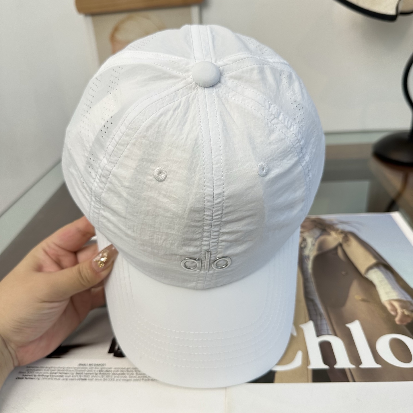 Alo 🔥爆款 新款棒球帽 定制面料，简约时尚更透气，超火爆 现货秒发