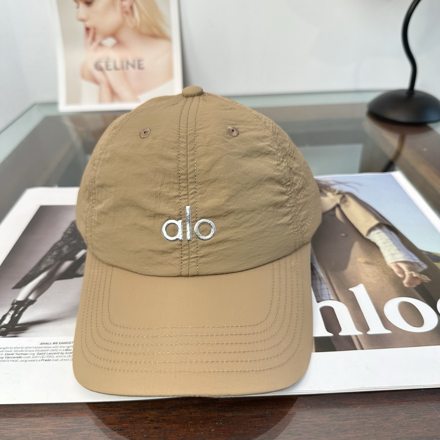 Alo 🔥爆款 新款棒球帽 定制面料，简约时尚更透气，超火爆 现货秒发