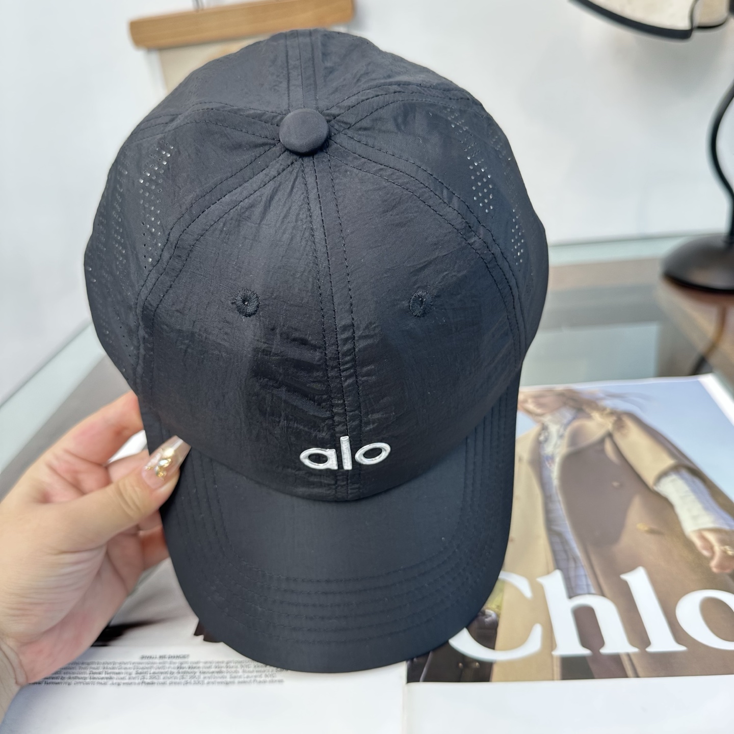 Alo 🔥爆款 新款棒球帽 定制面料，简约时尚更透气，超火爆 现货秒发