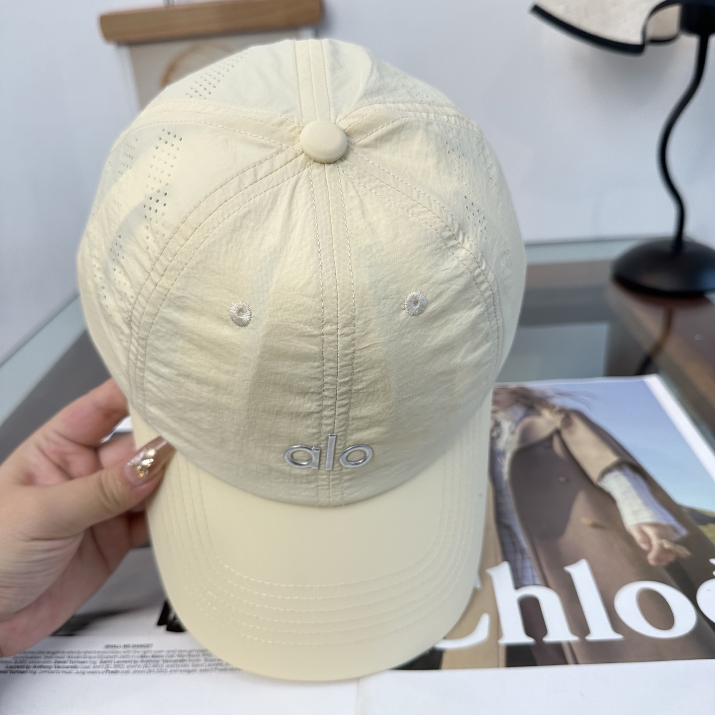 Alo 🔥爆款 新款棒球帽 定制面料，简约时尚更透气，超火爆 现货秒发