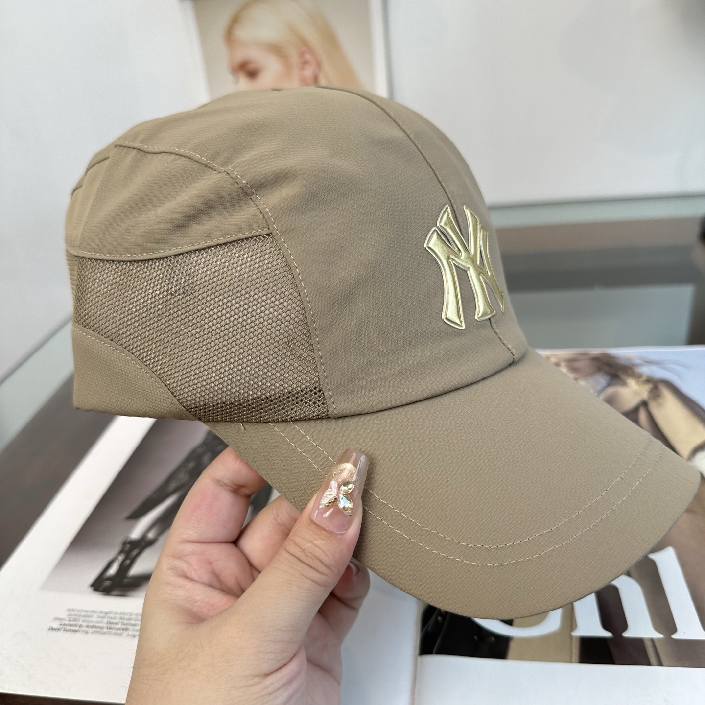 NY 棒球帽 纯色系给足街头风，时尚达人挚爱的色调 精选效果超完美！ 细节做工无可挑剔！男女同款！
