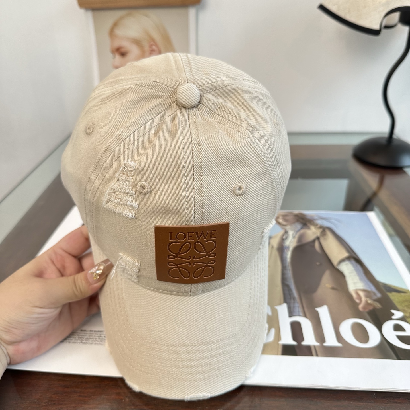 LOEWE【罗意威】新款刺绣棒球帽，专柜同步出货，大牌款超好搭配，赶紧入手