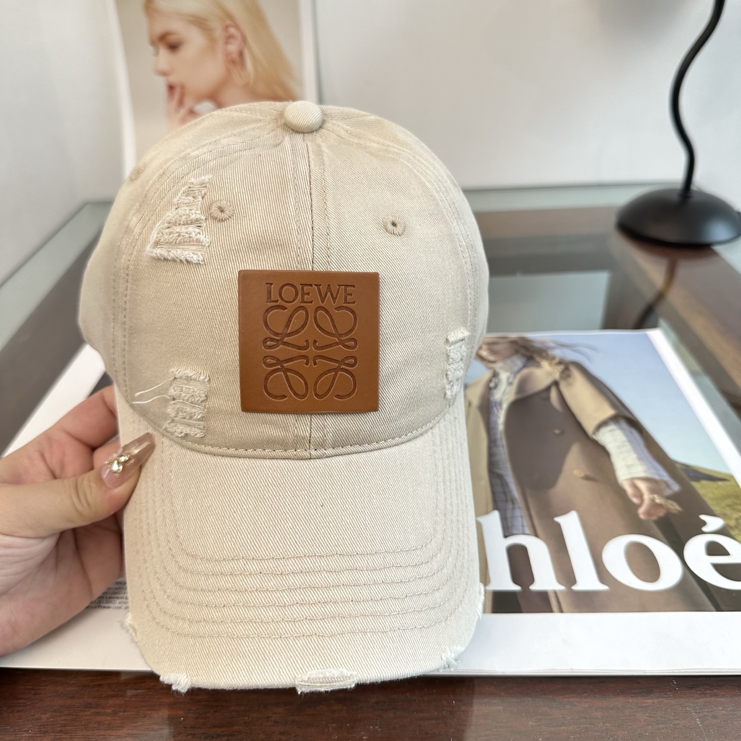 LOEWE【罗意威】新款刺绣棒球帽，专柜同步出货，大牌款超好搭配，赶紧入手
