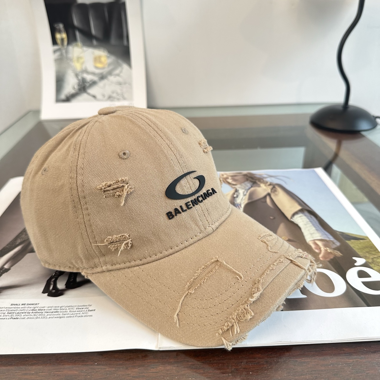 新品Balencia*a 巴黎世家字母新款棒球帽 现货秒发🧢简约时尚超级无敌好看的帽子！情侣款！