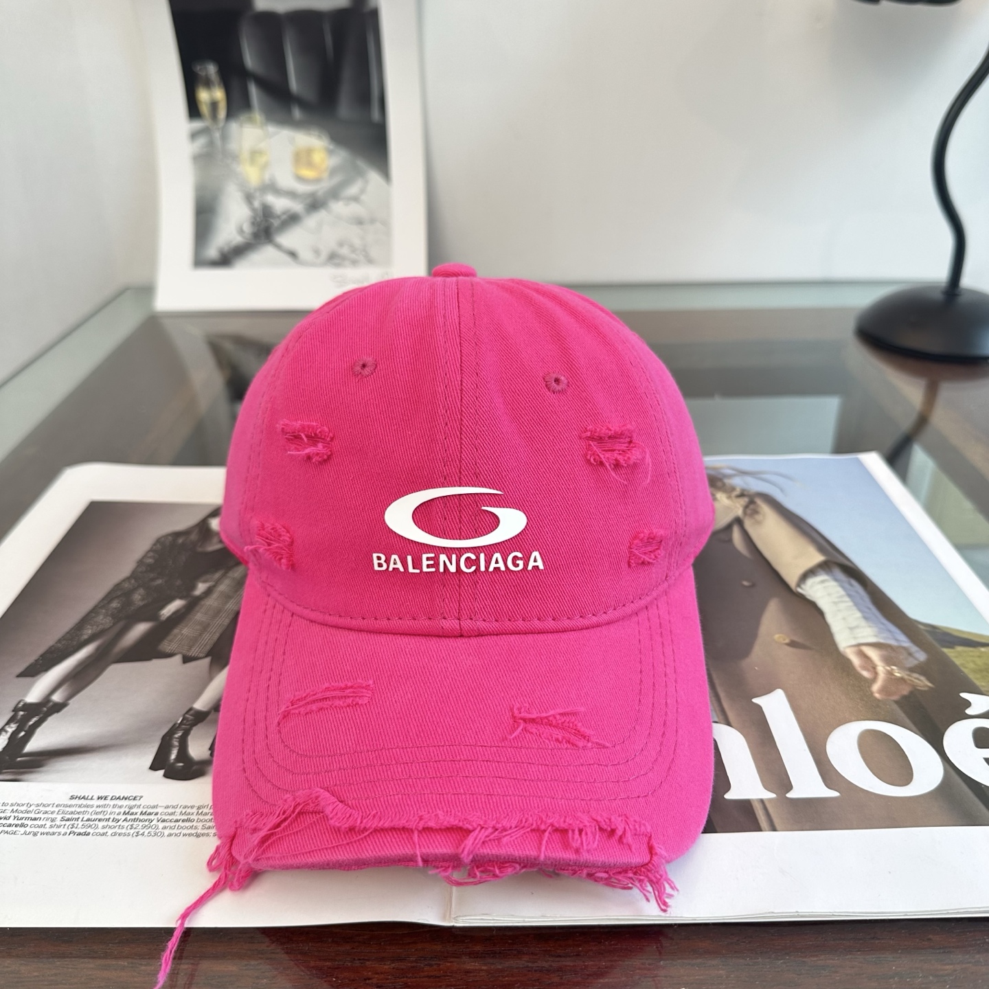 新品Balencia*a 巴黎世家字母新款棒球帽 现货秒发🧢简约时尚超级无敌好看的帽子！情侣款！