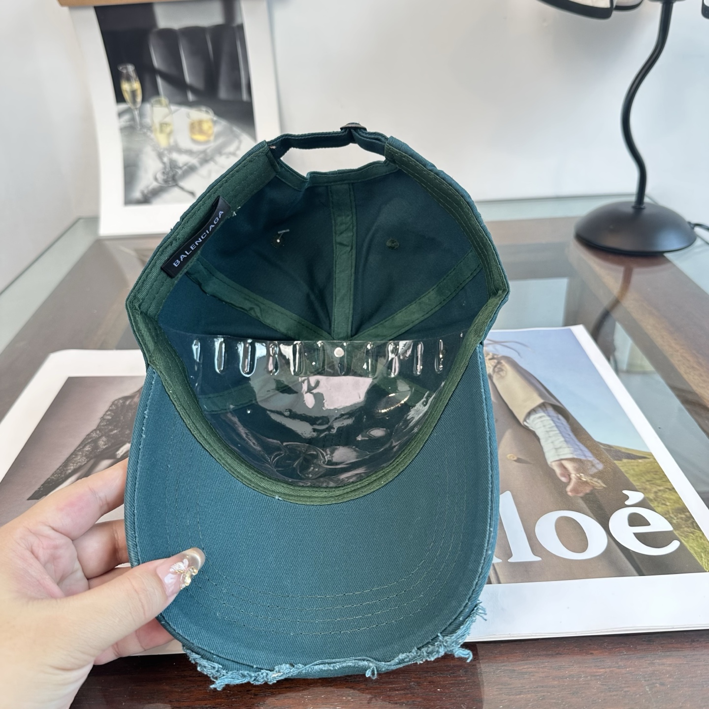 新品Balencia*a 巴黎世家字母新款棒球帽 现货秒发🧢简约时尚超级无敌好看的帽子！情侣款！