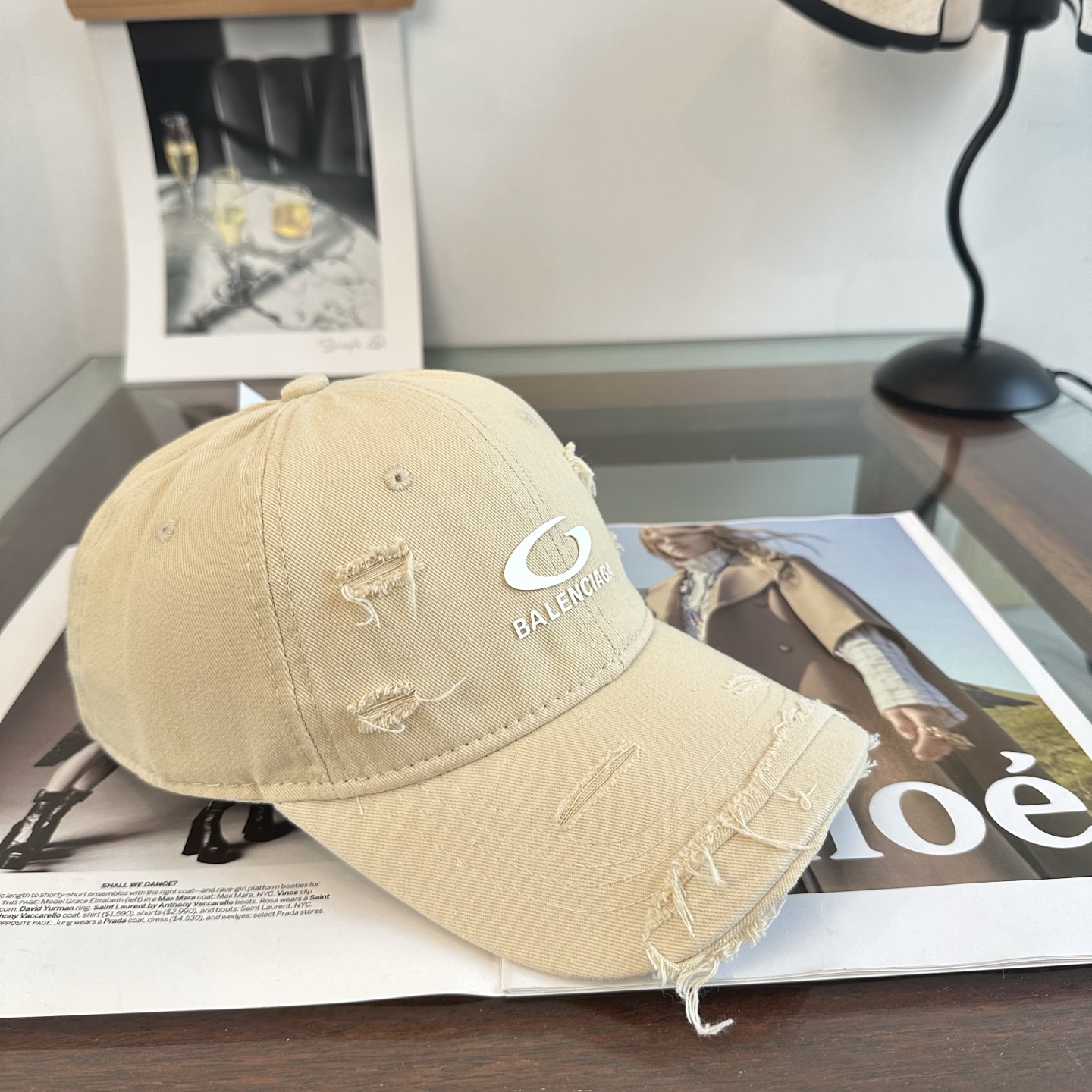 新品Balencia*a 巴黎世家字母新款棒球帽 现货秒发🧢简约时尚超级无敌好看的帽子！情侣款！