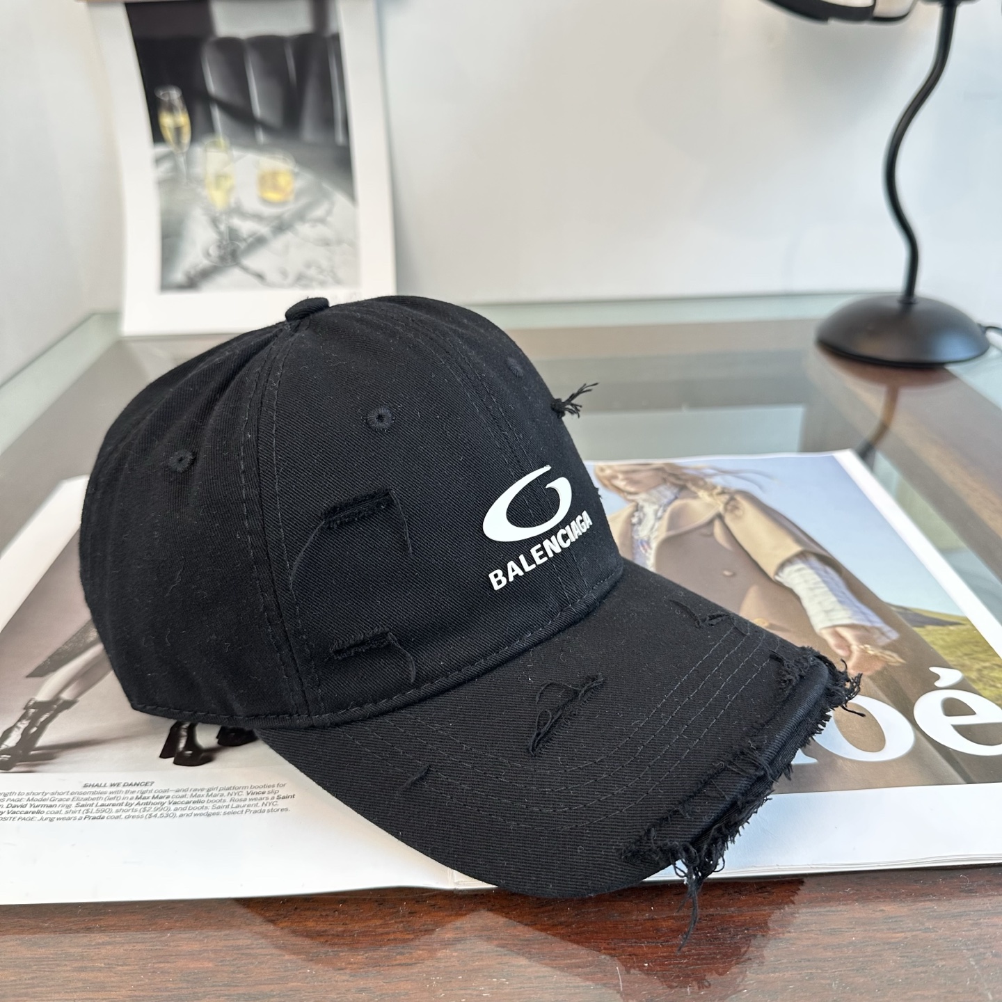 新品Balencia*a 巴黎世家字母新款棒球帽 现货秒发🧢简约时尚超级无敌好看的帽子！情侣款！