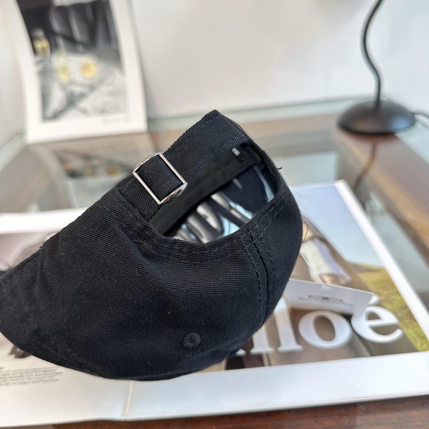 新品Balencia*a 巴黎世家字母新款棒球帽 现货秒发🧢简约时尚超级无敌好看的帽子！情侣款！