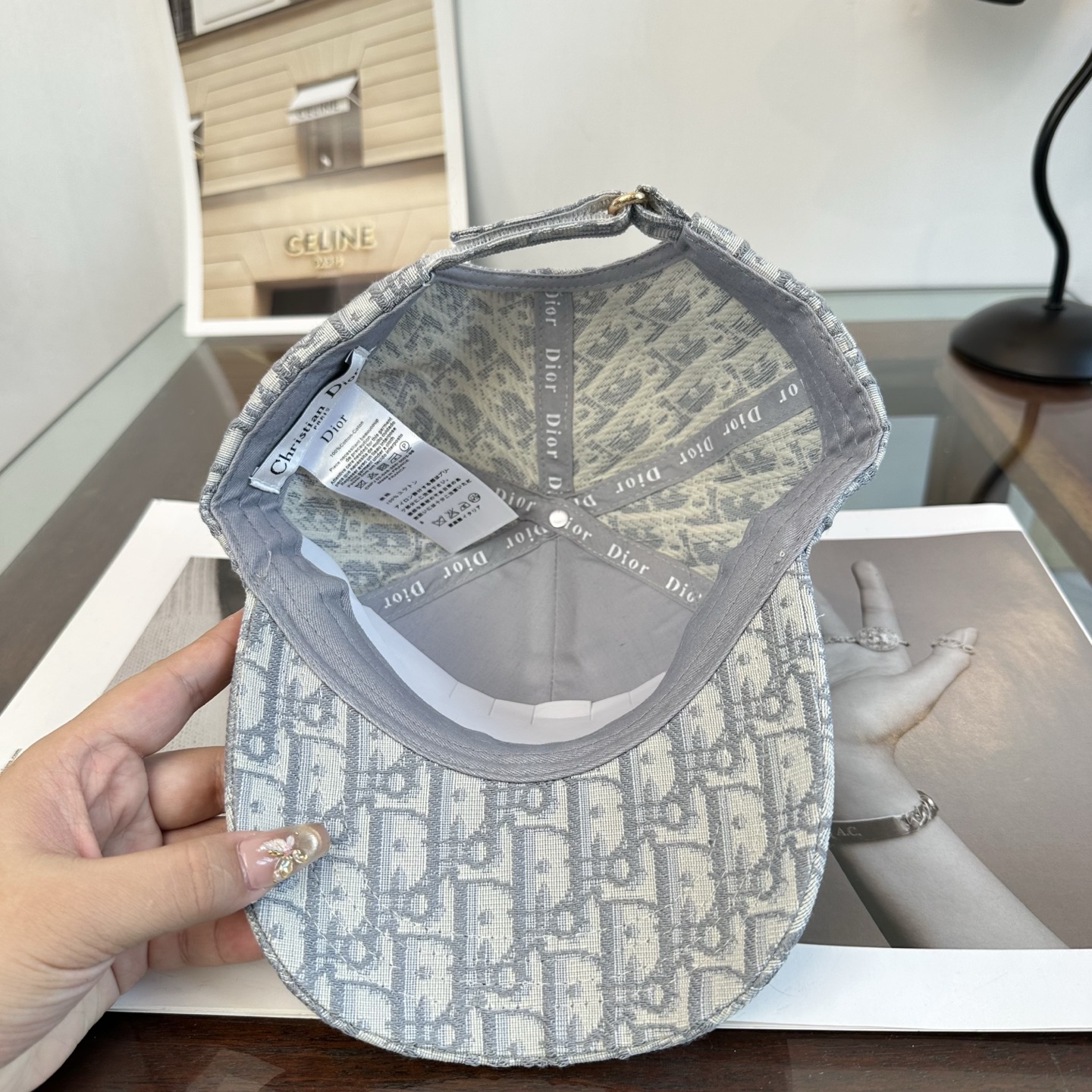 DIOR迪奥 官网同步新款发布 D家棒球帽🧢超级火爆