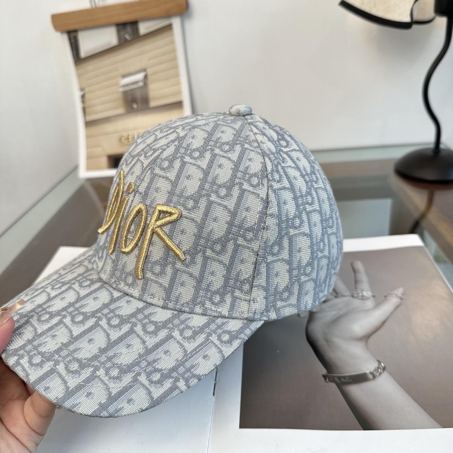 DIOR迪奥 官网同步新款发布 D家棒球帽🧢超级火爆