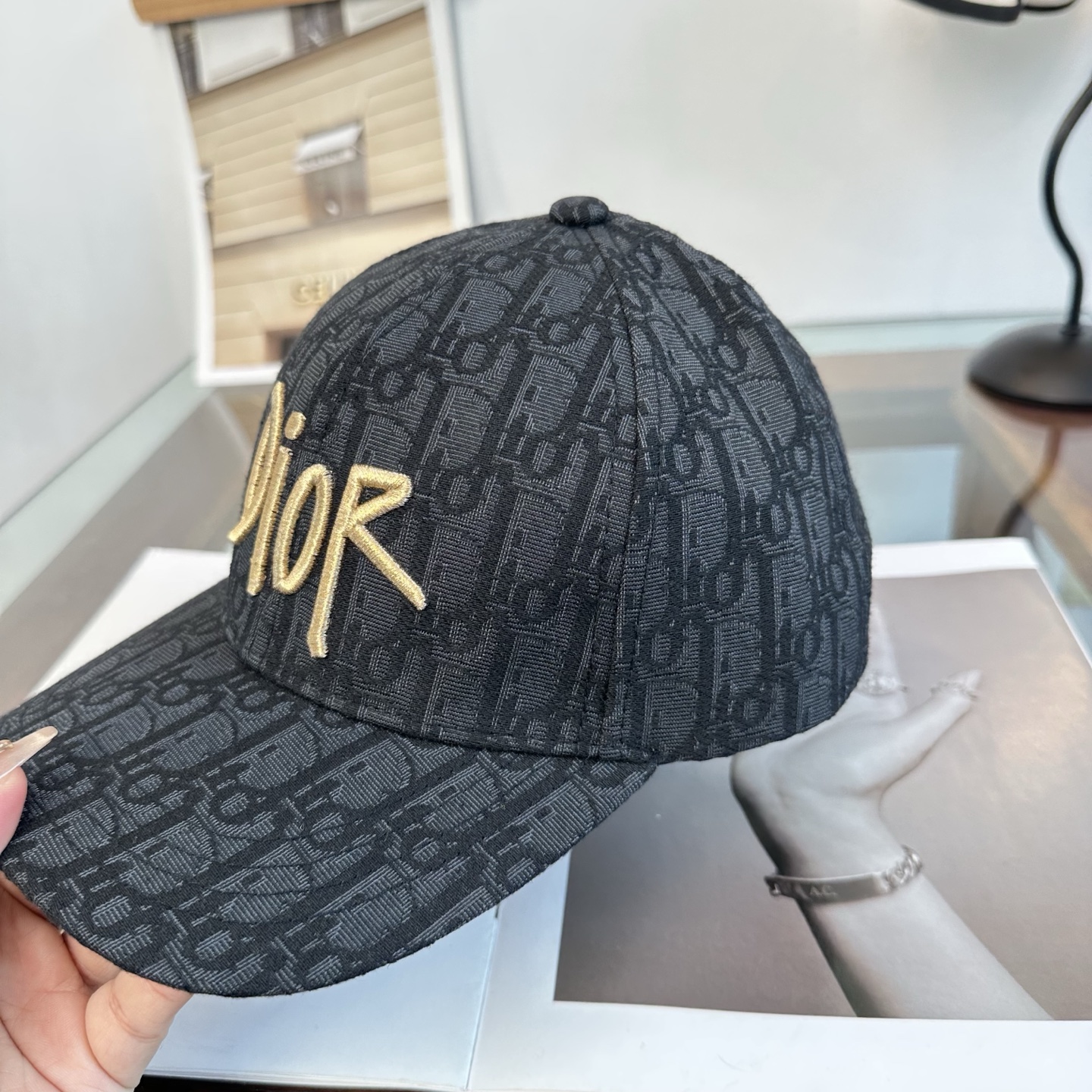 DIOR迪奥 官网同步新款发布 D家棒球帽🧢超级火爆