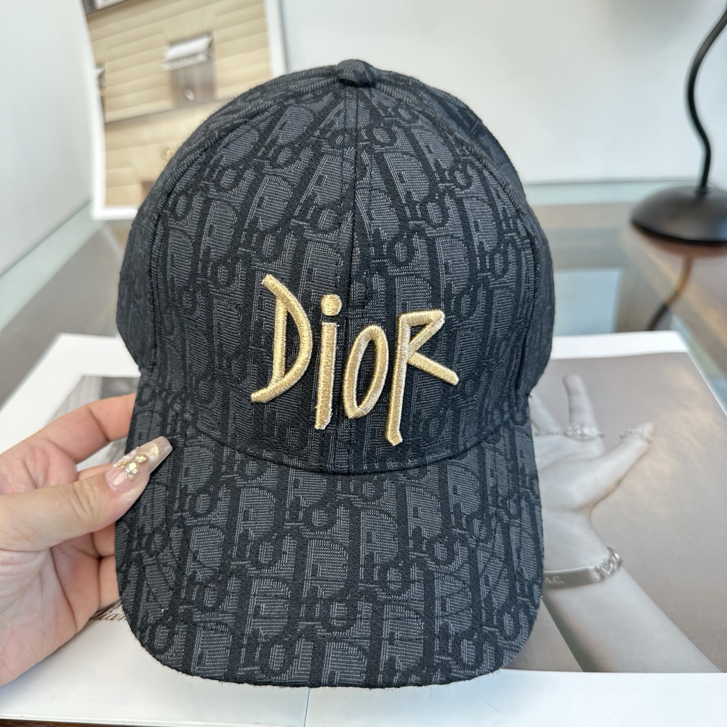 DIOR迪奥 官网同步新款发布 D家棒球帽🧢超级火爆