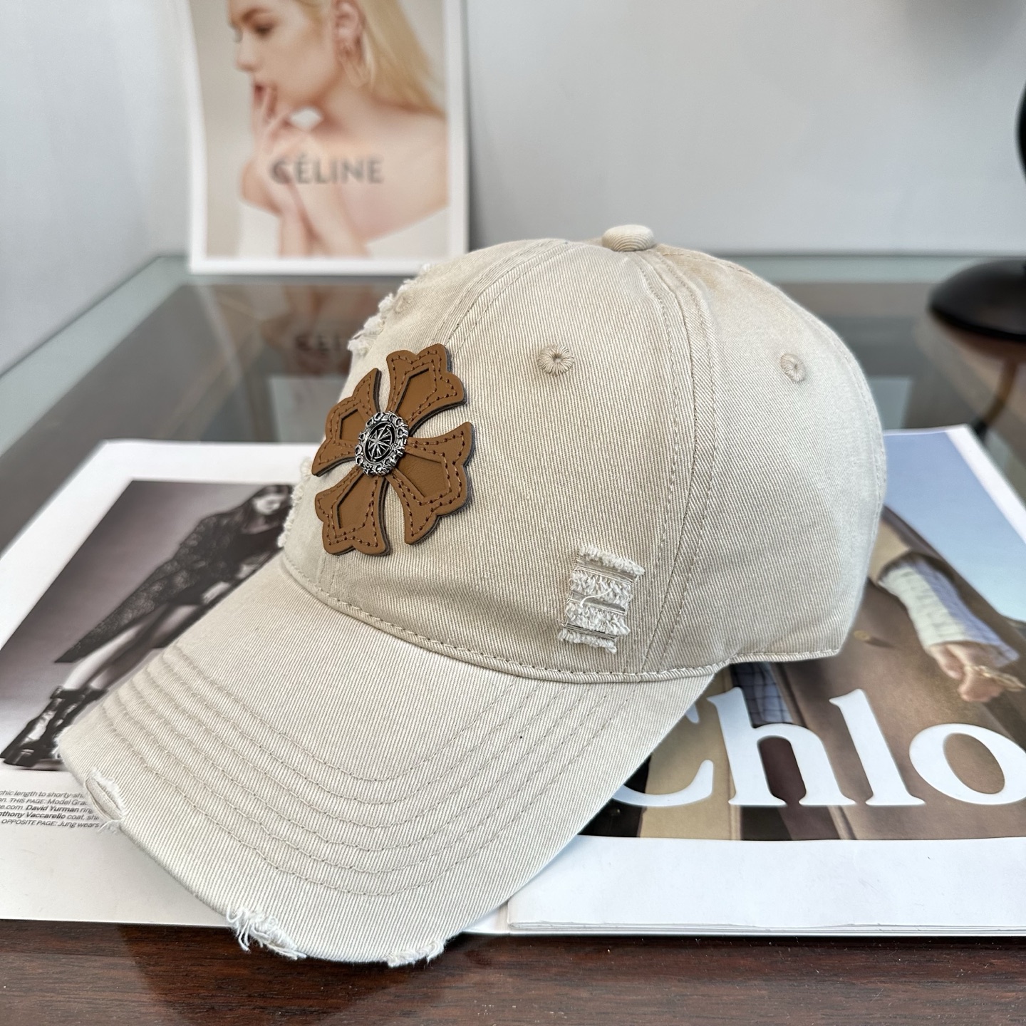 Chrome hearts 克罗心 新款十字架 高品质棒球帽，高端定制版！网红时尚博主同款！墙裂推荐！质量巨好！谁戴谁好