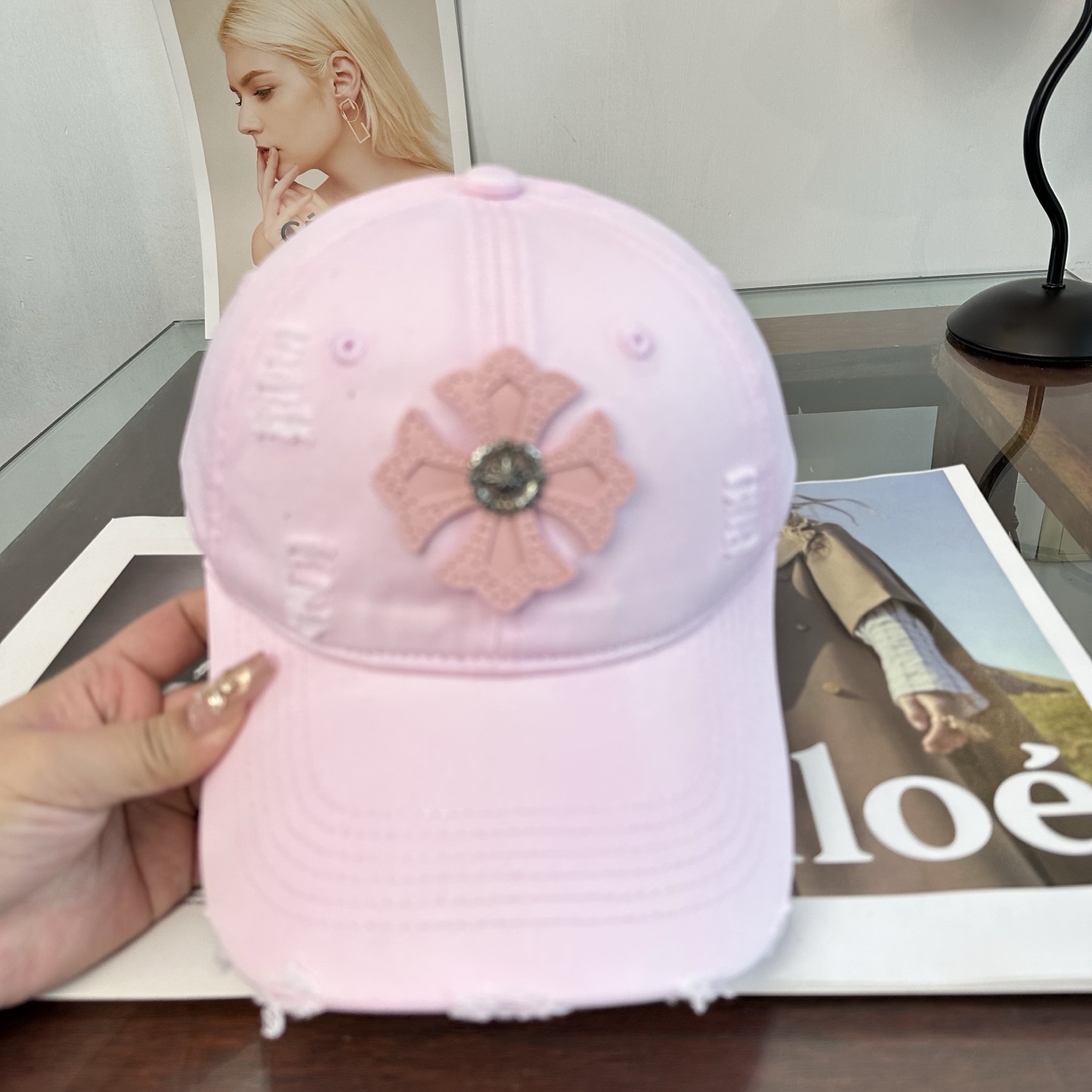 Chrome hearts 克罗心 新款十字架 高品质棒球帽，高端定制版！网红时尚博主同款！墙裂推荐！质量巨好！谁戴谁好