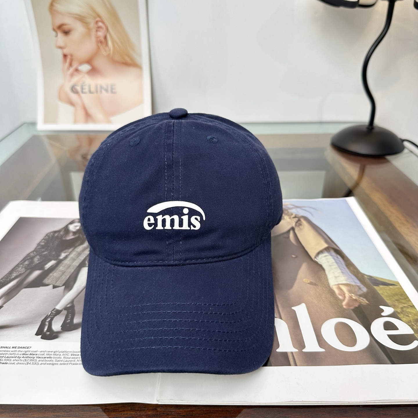 emis 棒球帽 纯色系给足街头风，时尚达人挚爱的色调 精选效果超完美！ 细节做工无可挑剔！男女同款！