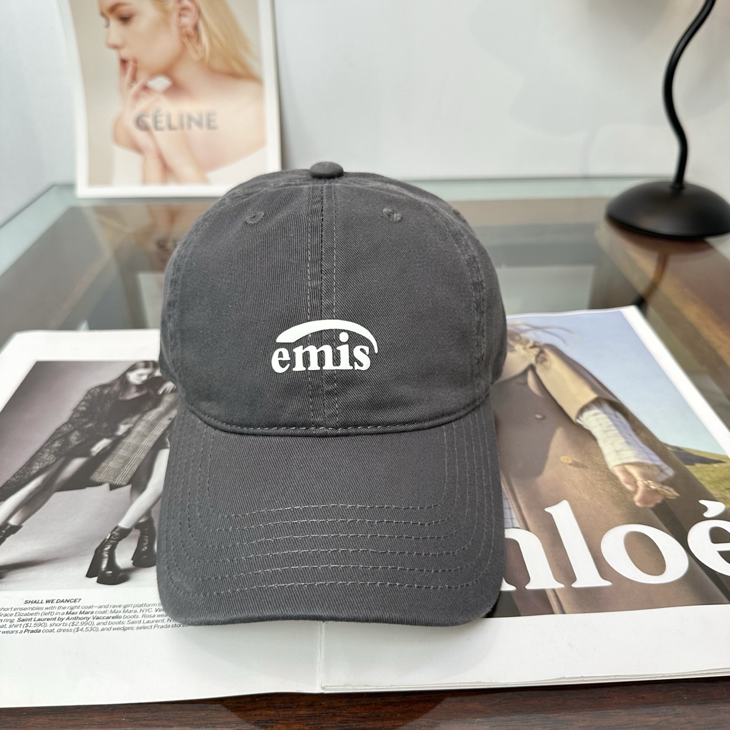 emis 棒球帽 纯色系给足街头风，时尚达人挚爱的色调 精选效果超完美！ 细节做工无可挑剔！男女同款！