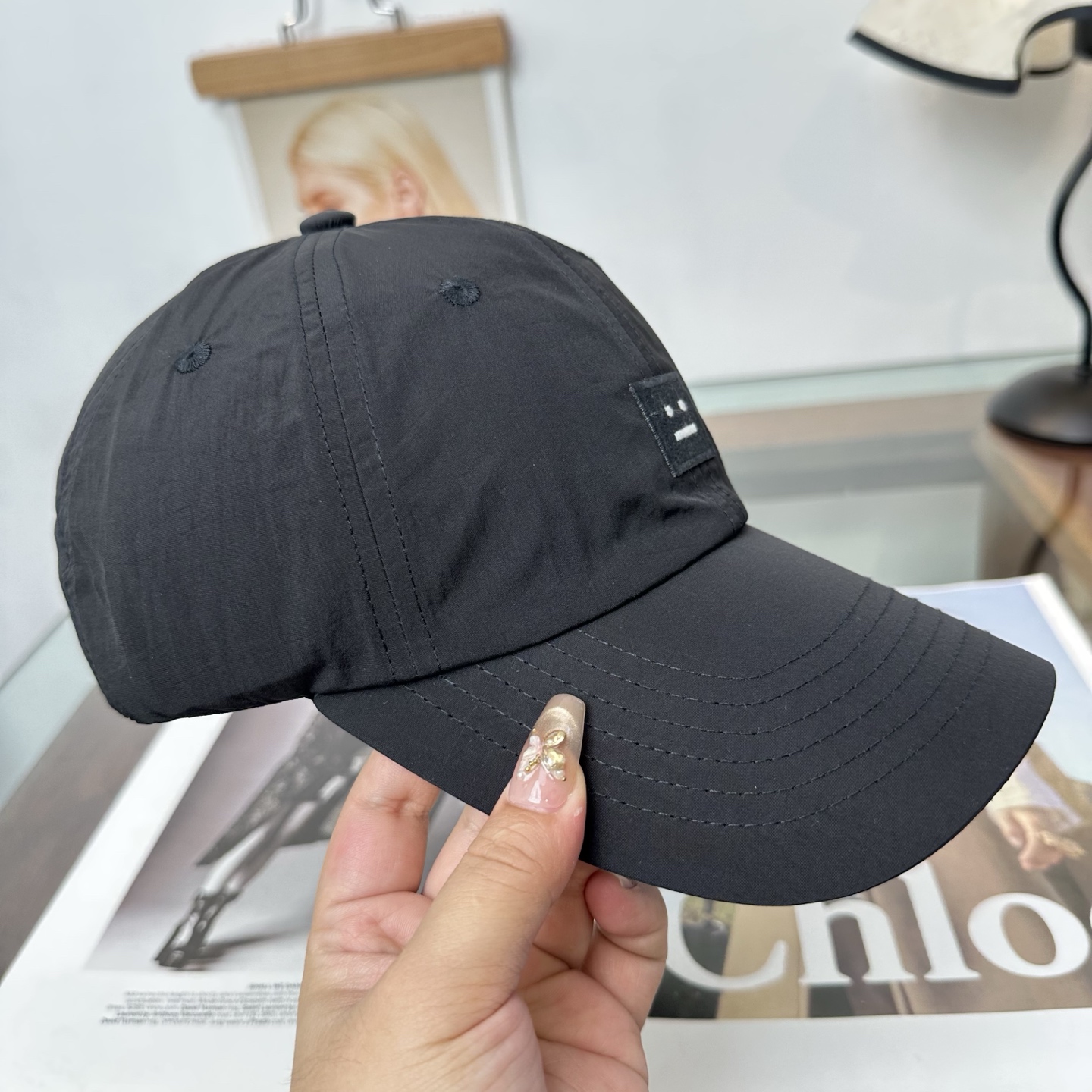 ACNE 棒球帽 纯色系给足街头风，时尚达人挚爱的色调 精选效果超完美！ 细节做工无可挑剔！男女同款！