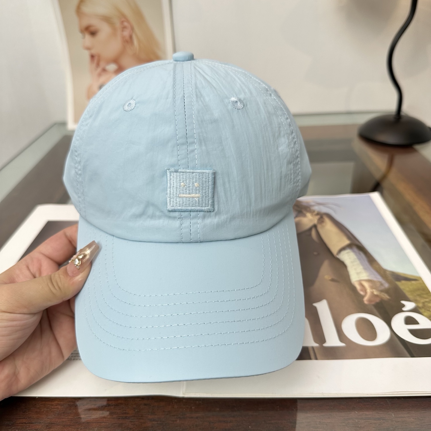 ACNE 棒球帽 纯色系给足街头风，时尚达人挚爱的色调 精选效果超完美！ 细节做工无可挑剔！男女同款！