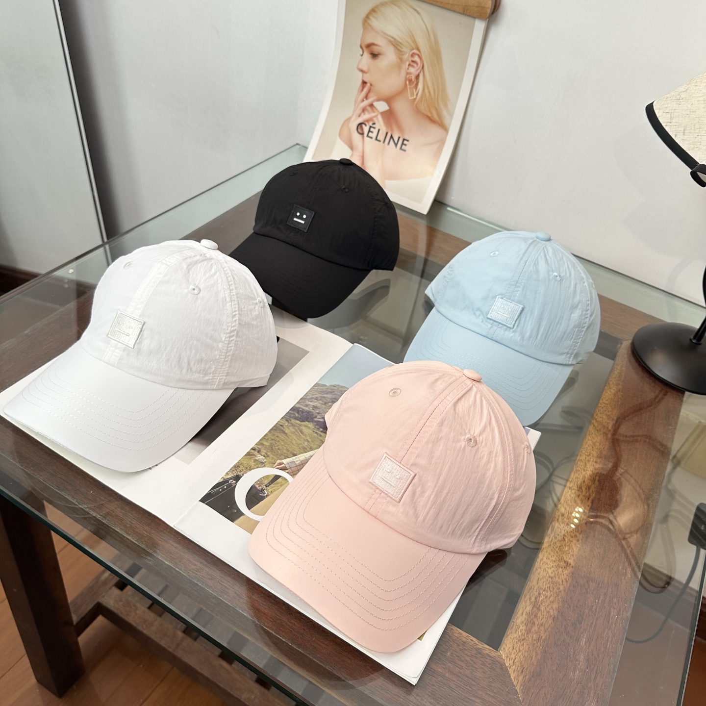 ACNE 棒球帽 纯色系给足街头风，时尚达人挚爱的色调 精选效果超完美！ 细节做工无可挑剔！男女同款！