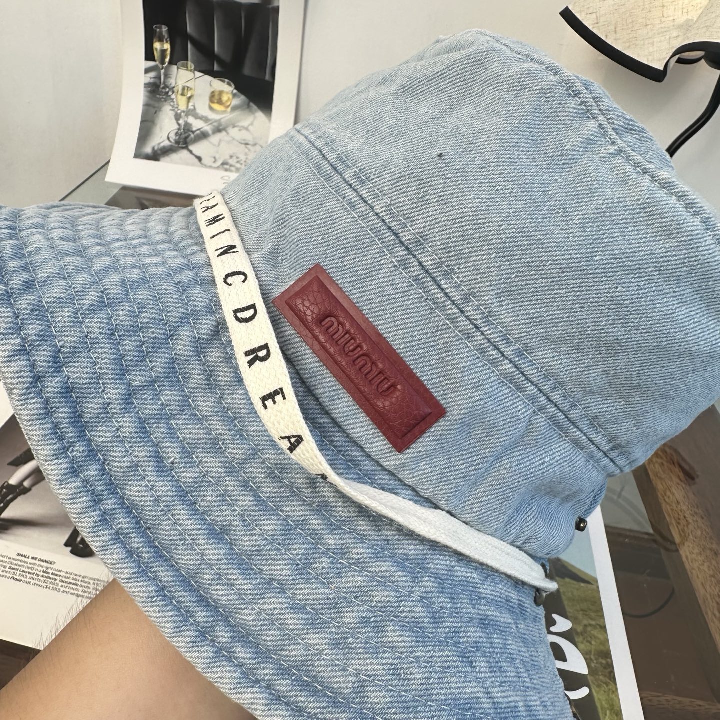 缪缪miumiu渔夫帽 让兼顾时尚和遮阳的简约桶帽 出游拍照📷拗造型必备敲显脸小