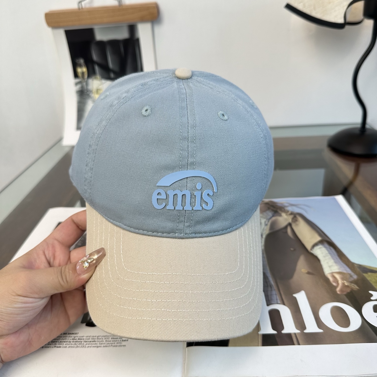 emis 棒球帽 纯色系给足街头风，时尚达人挚爱的色调 精选效果超完美！ 细节做工无可挑剔！男女同款！