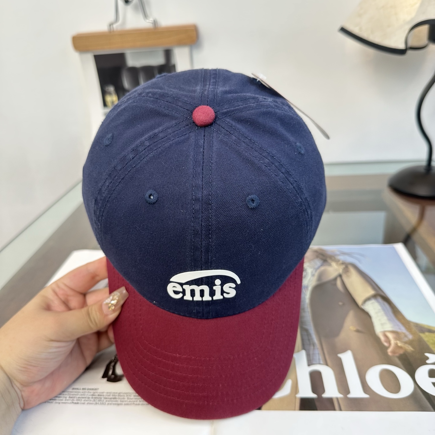 emis 棒球帽 纯色系给足街头风，时尚达人挚爱的色调 精选效果超完美！ 细节做工无可挑剔！男女同款！