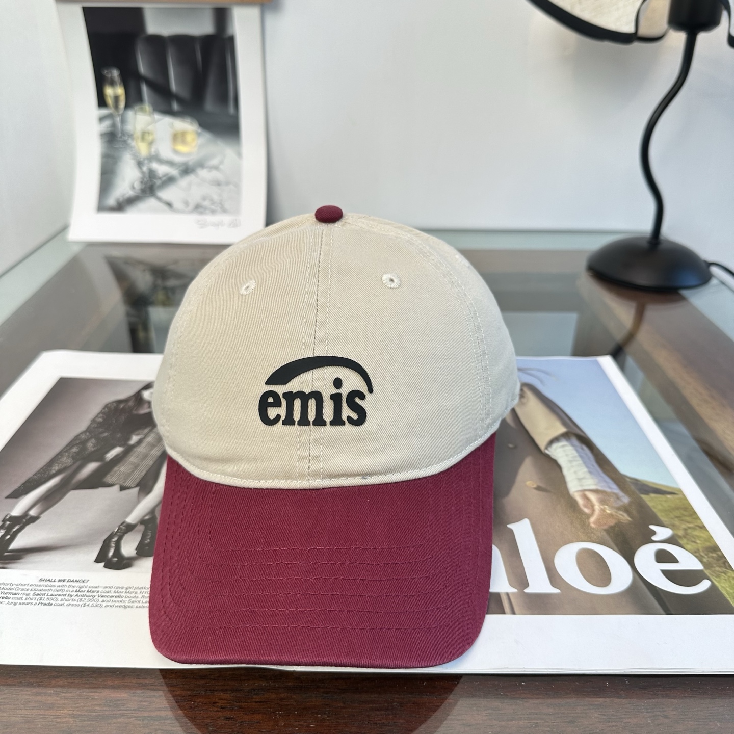 emis 棒球帽 纯色系给足街头风，时尚达人挚爱的色调 精选效果超完美！ 细节做工无可挑剔！男女同款！