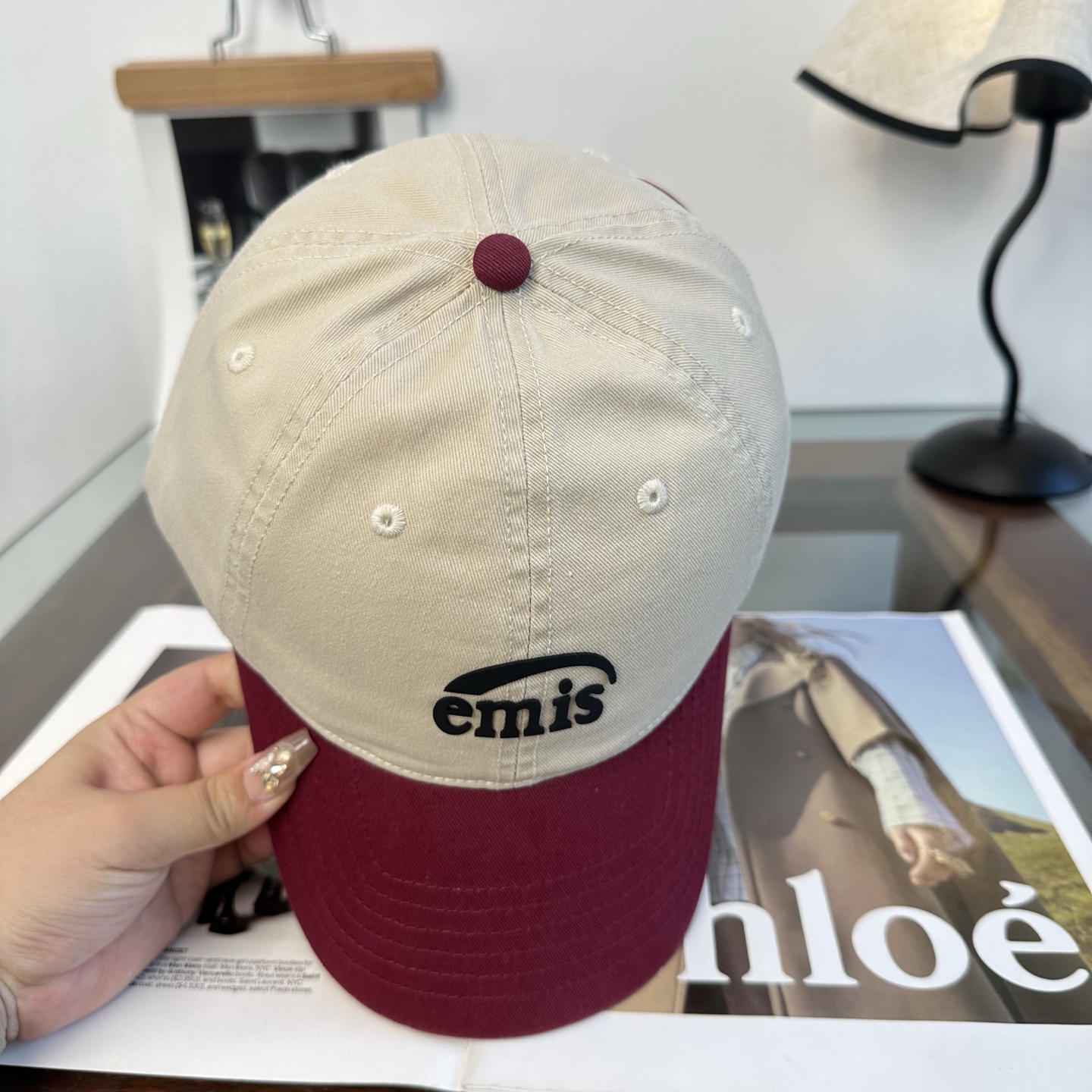 emis 棒球帽 纯色系给足街头风，时尚达人挚爱的色调 精选效果超完美！ 细节做工无可挑剔！男女同款！