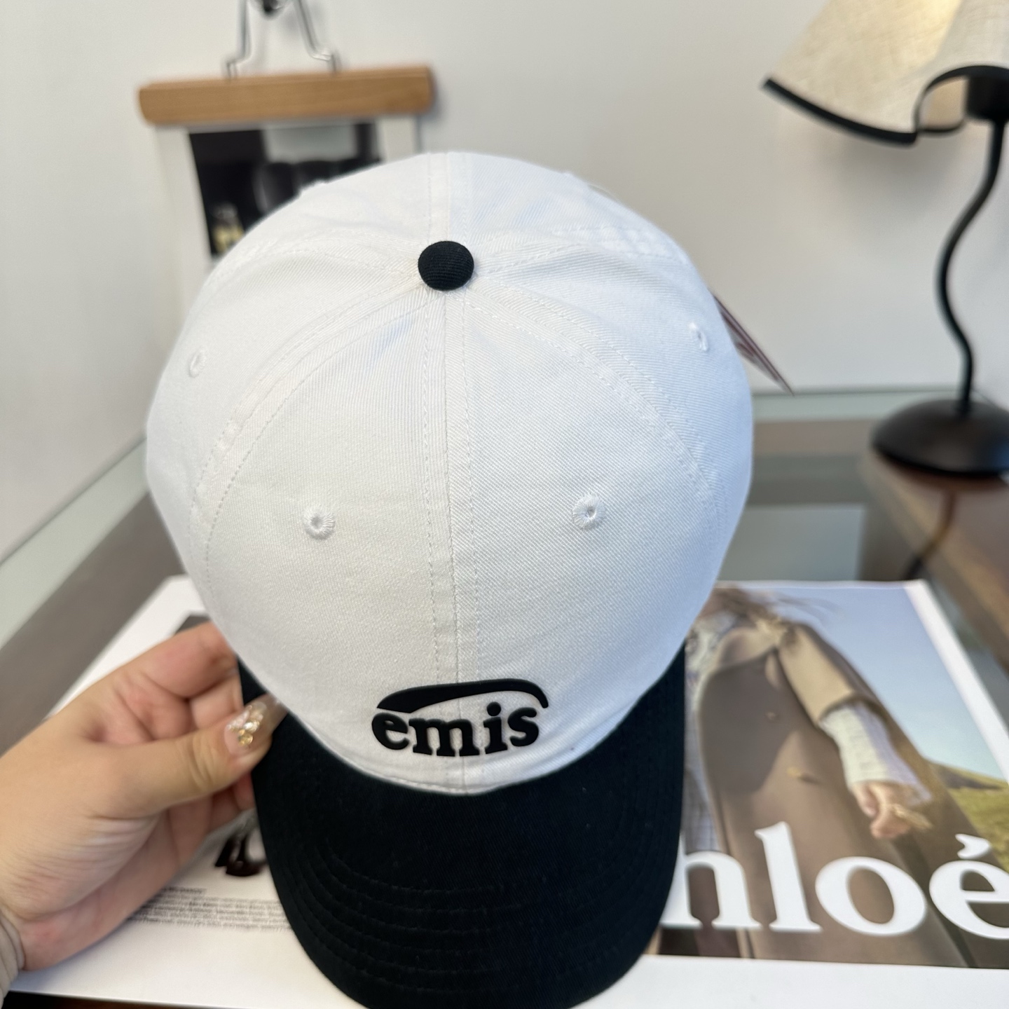 emis 棒球帽 纯色系给足街头风，时尚达人挚爱的色调 精选效果超完美！ 细节做工无可挑剔！男女同款！
