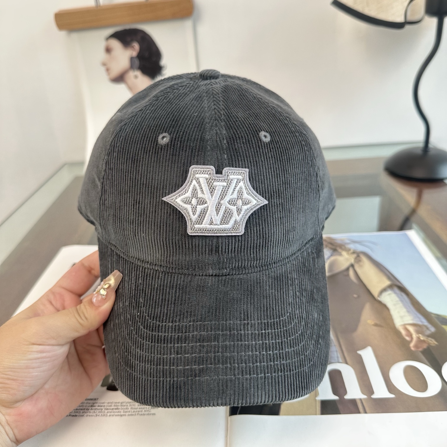 🧢路易威登棒球帽 LouisVuitton😍新款LV棒球帽，重工打造♥️高端大气，百搭款🤗男女通用！