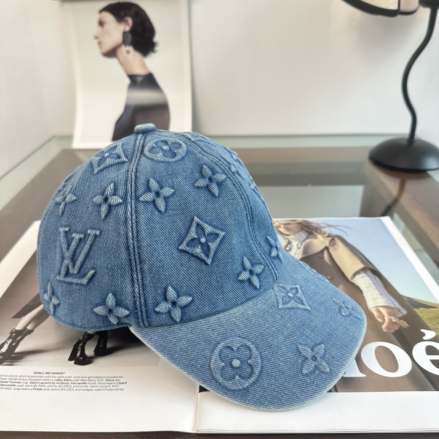 🧢路易威登棒球帽 LouisVuitton😍新款LV棒球帽，重工打造♥️高端大气，百搭款🤗男女通用！
