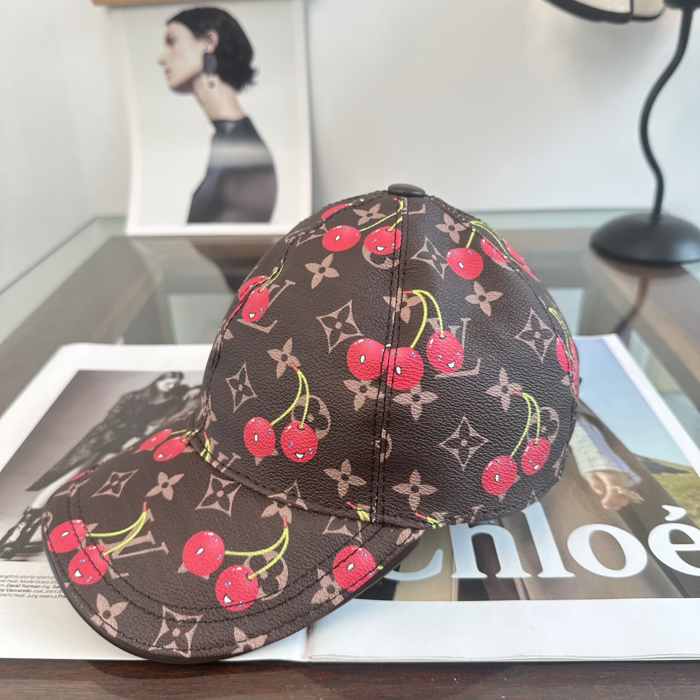 🧢路易威登棒球帽 LouisVuitton😍新款LV棒球帽，重工打造♥️高端大气，百搭款🤗男女通用！