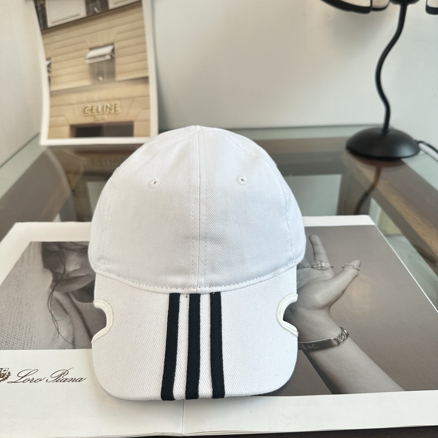 新品Balenciaga 巴黎世家字母新款棒球帽 现货秒发🧢简约时尚超级无敌好看的帽子！情侣款！