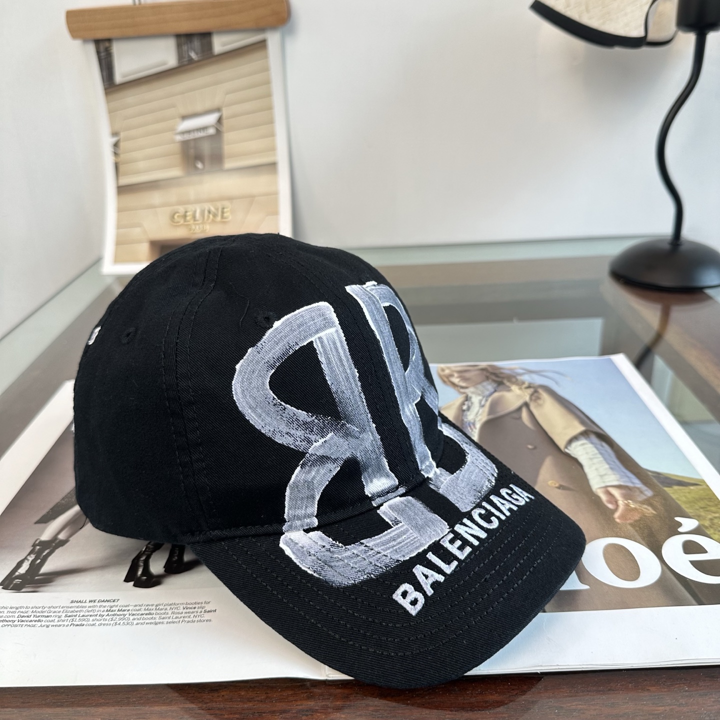 新品Balenciaga 巴黎世家字母新款棒球帽 现货秒发🧢简约时尚超级无敌好看的帽子！情侣款！