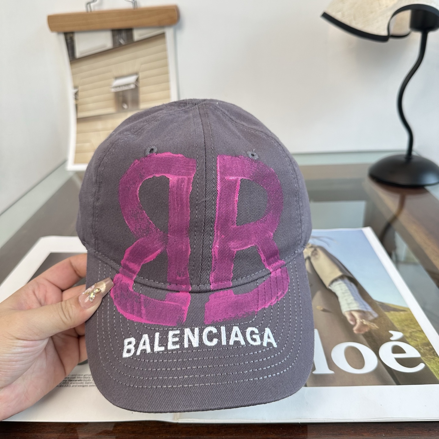 新品Balenciaga 巴黎世家字母新款棒球帽 现货秒发🧢简约时尚超级无敌好看的帽子！情侣款！