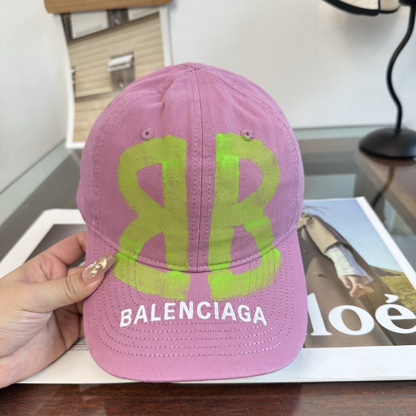 新品Balenciaga 巴黎世家字母新款棒球帽 现货秒发🧢简约时尚超级无敌好看的帽子！情侣款！