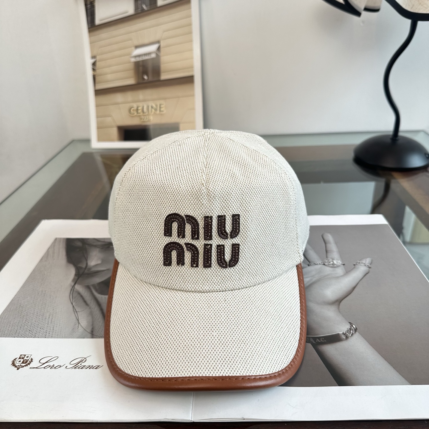 谬谬miumiu 原单 新款棒球帽，正品开模订制，原版做工细致质量超赞！