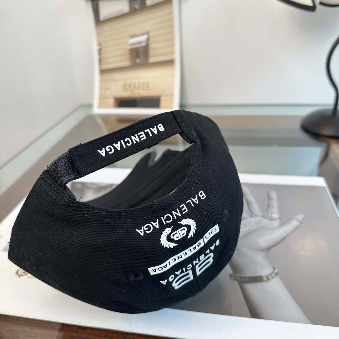 新品Balenciaga 巴黎世家字母新款棒球帽 现货秒发🧢简约时尚超级无敌好看的帽子！情侣款！