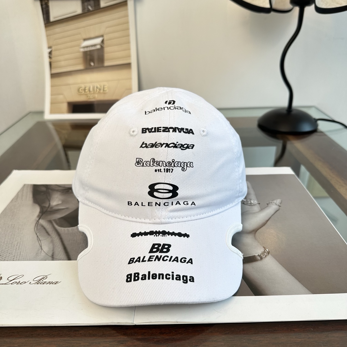新品Balenciaga 巴黎世家字母新款棒球帽 现货秒发🧢简约时尚超级无敌好看的帽子！情侣款！