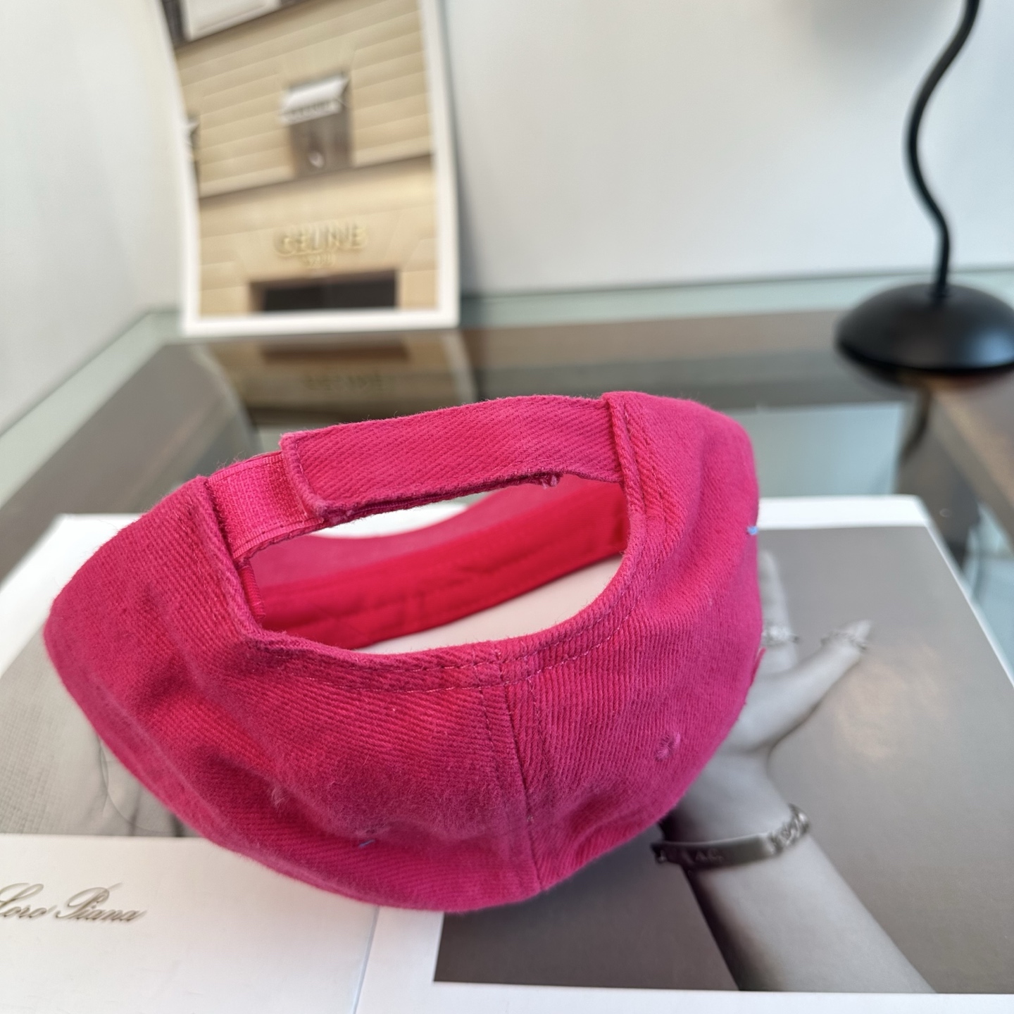 新品Balenciaga 巴黎世家字母新款棒球帽 现货秒发🧢简约时尚超级无敌好看的帽子！情侣款！