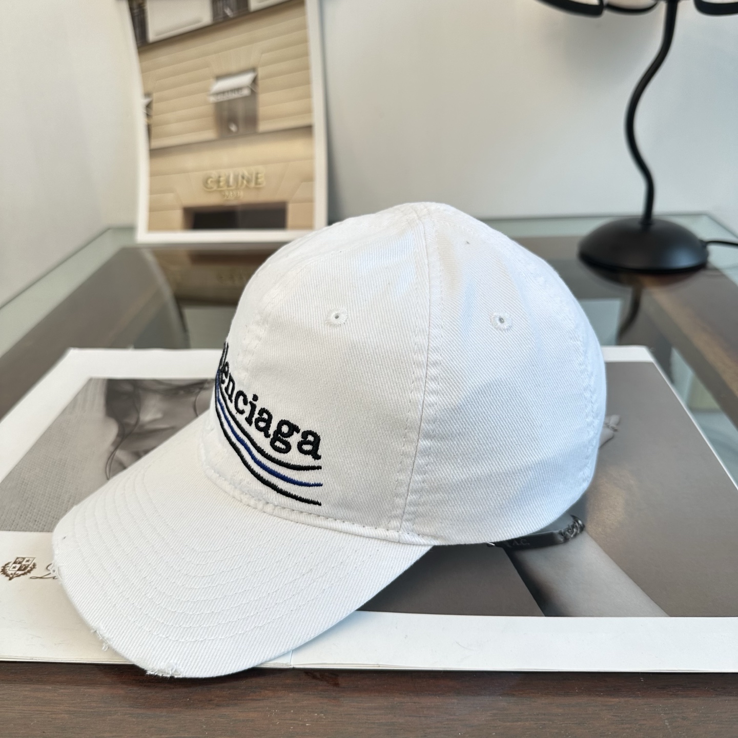 新品Balenciaga 巴黎世家字母新款棒球帽 现货秒发🧢简约时尚超级无敌好看的帽子！情侣款！
