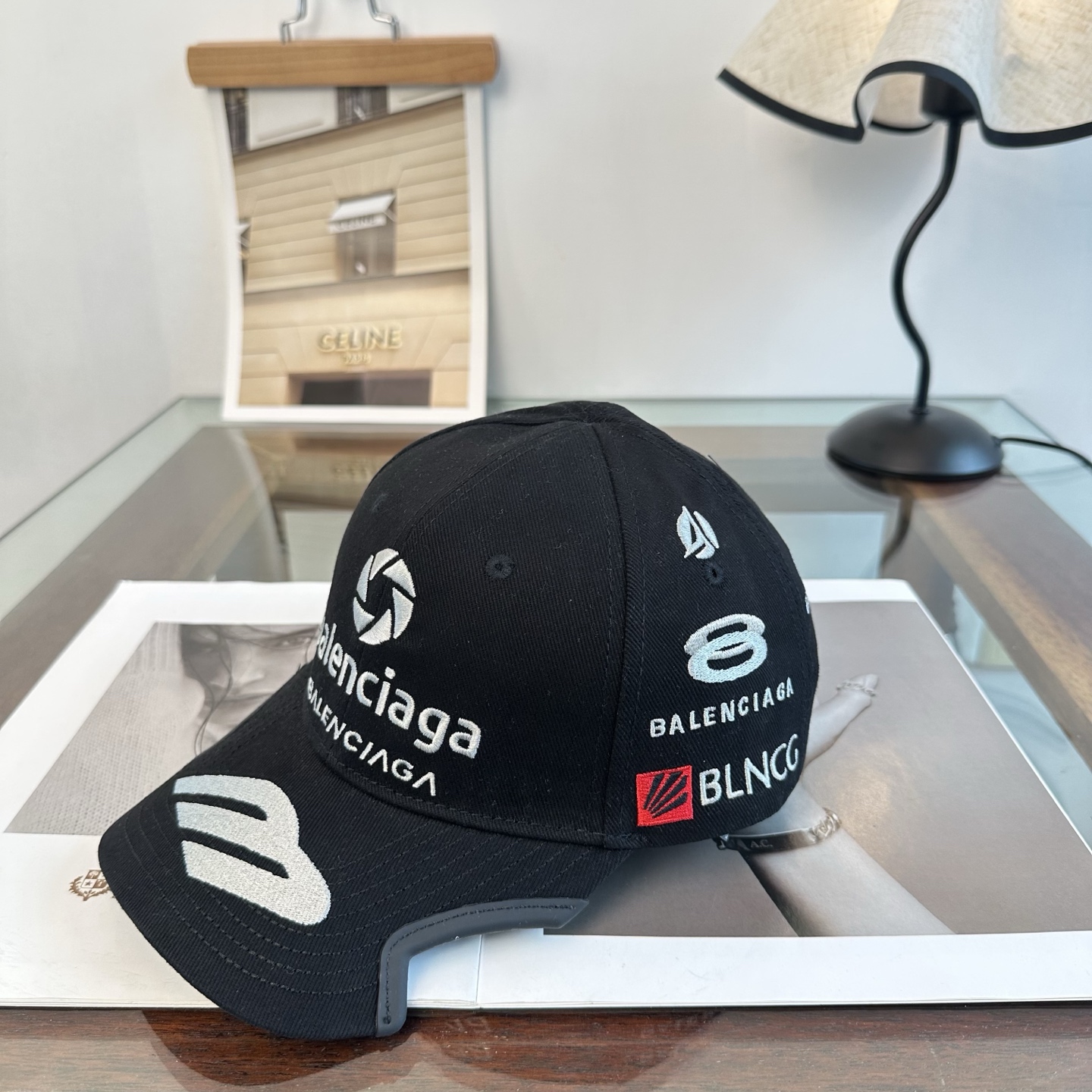 新品Balenciaga 巴黎世家字母新款棒球帽 现货秒发🧢简约时尚超级无敌好看的帽子！情侣款！