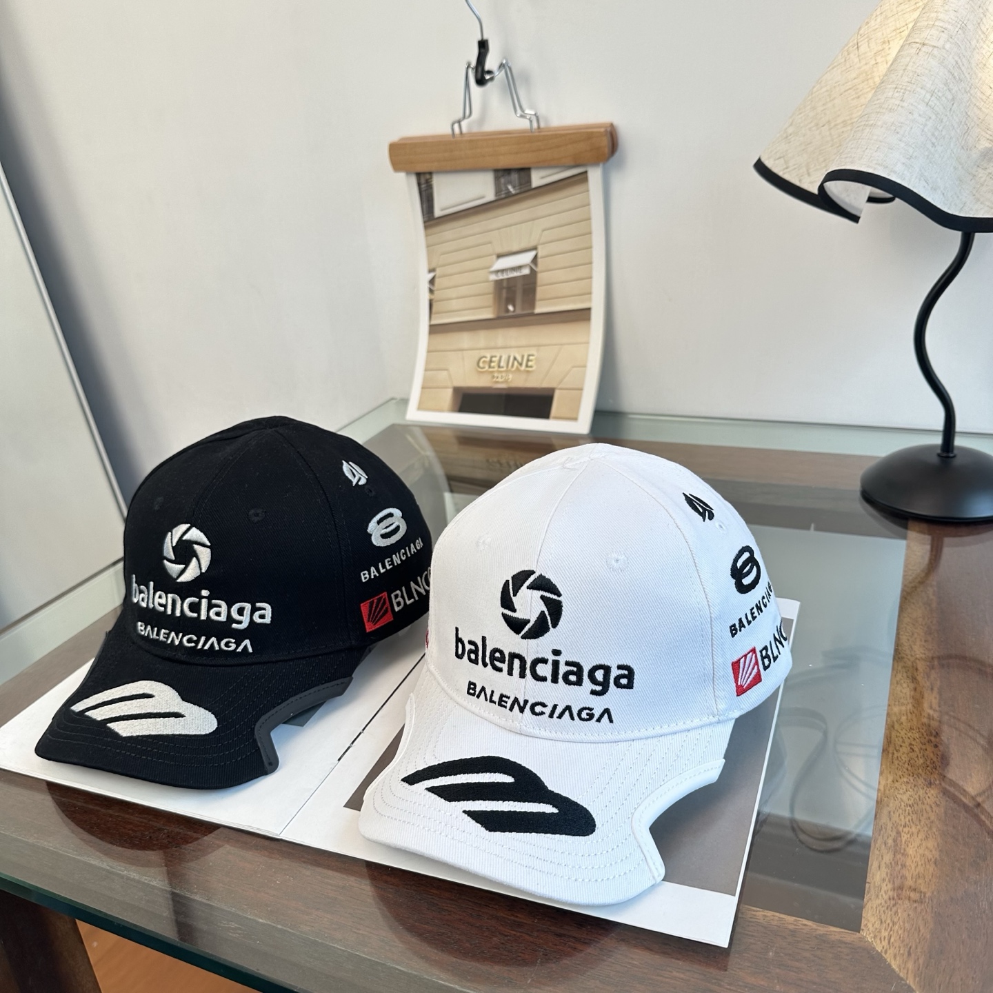 新品Balenciaga 巴黎世家字母新款棒球帽 现货秒发🧢简约时尚超级无敌好看的帽子！情侣款！