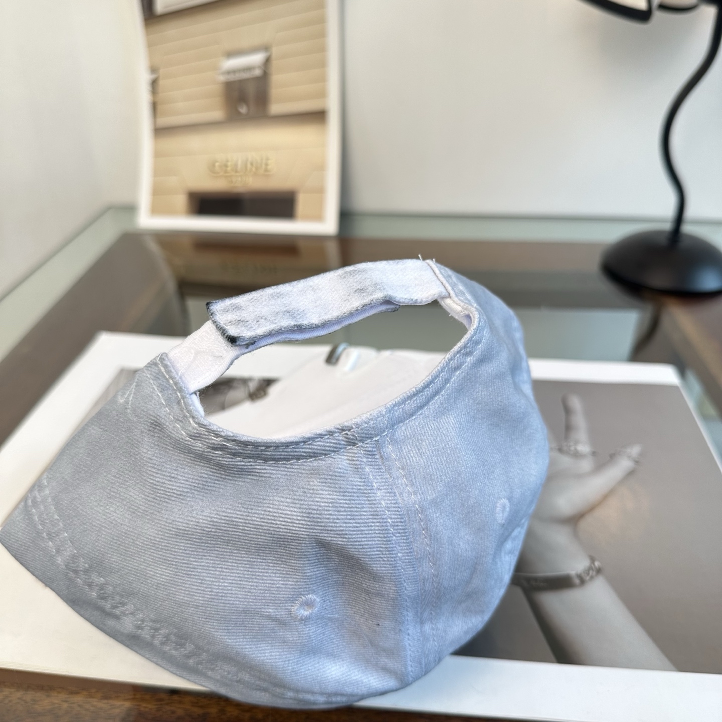 新品Balenciaga 巴黎世家字母新款棒球帽 现货秒发🧢简约时尚超级无敌好看的帽子！情侣款！