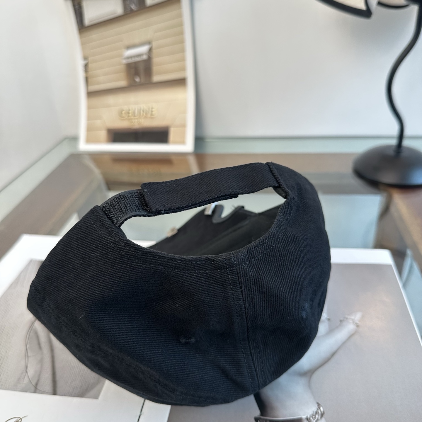 新品Balenciaga 巴黎世家字母新款棒球帽 现货秒发🧢简约时尚超级无敌好看的帽子！情侣款！