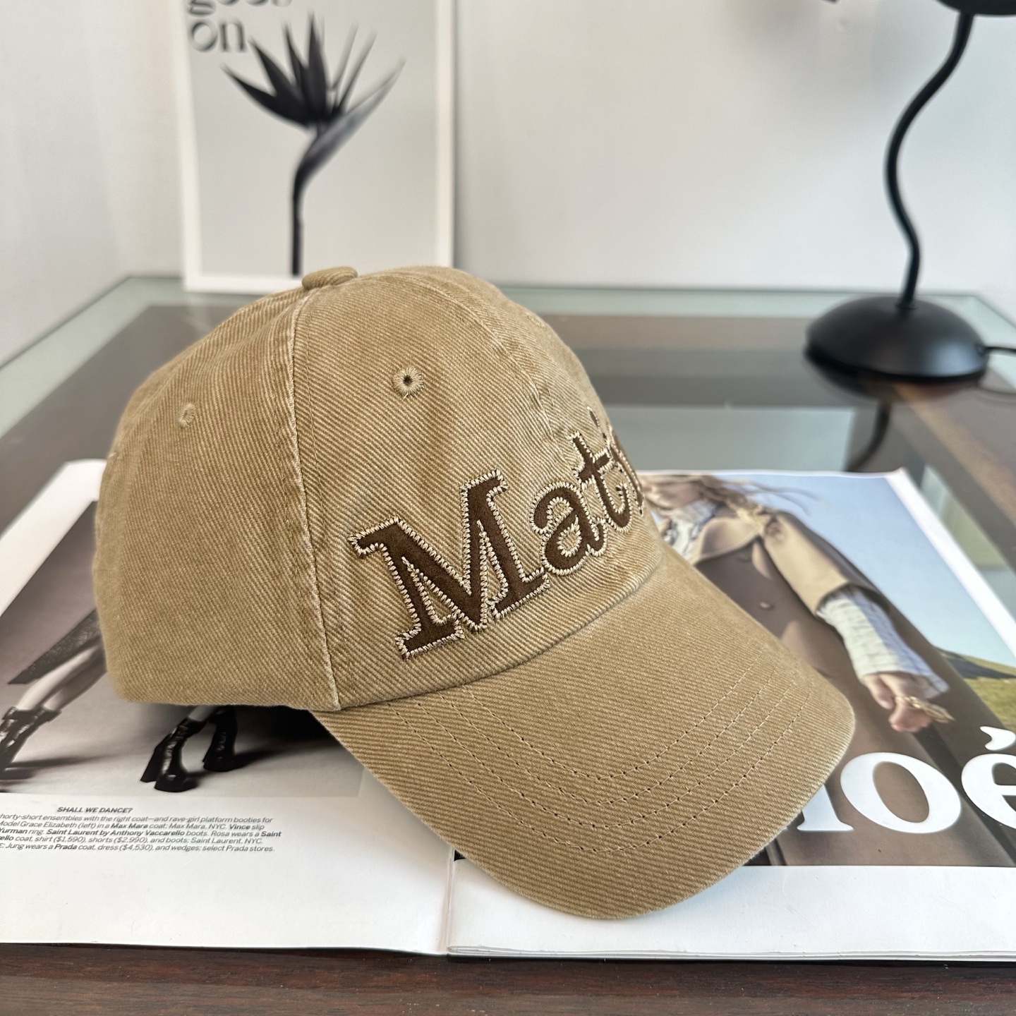 韩国大热的Matin Kim刺绣棒球帽🧢上新啦！最近超爱这款刺绣棒球帽 每个色都很好看 日常通勤、运动都合适 纯棉材质戴