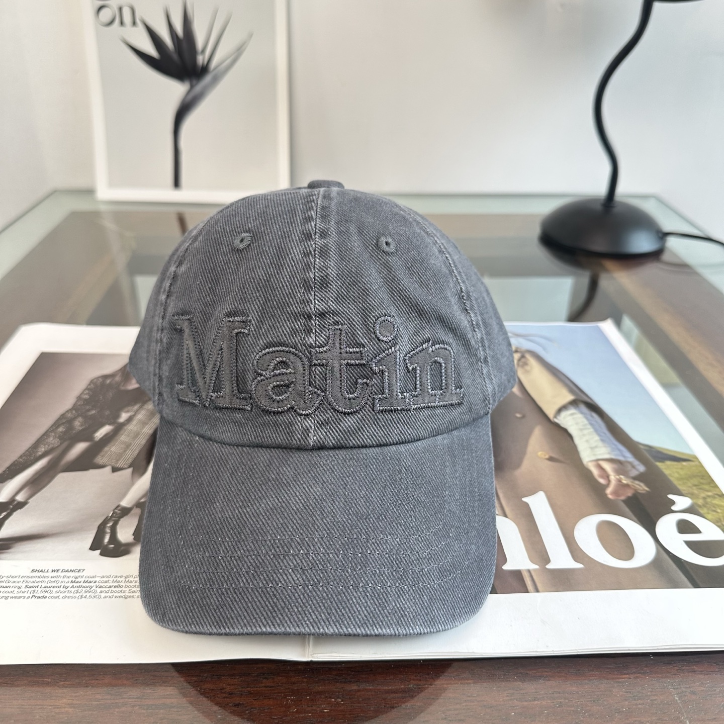 韩国大热的Matin Kim刺绣棒球帽🧢上新啦！最近超爱这款刺绣棒球帽 每个色都很好看 日常通勤、运动都合适 纯棉材质戴