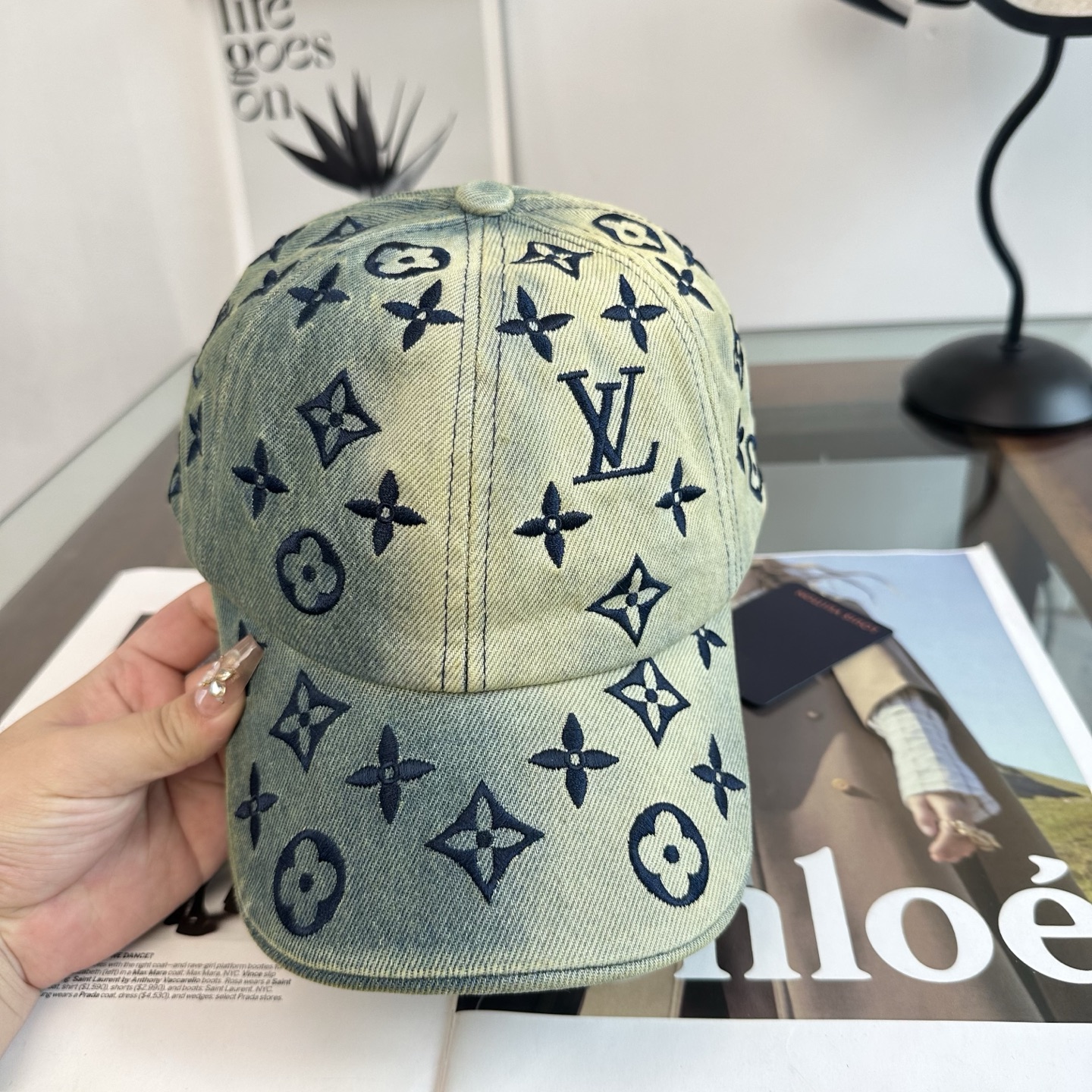🧢路易威登棒球帽 LouisVuitton😍新款LV棒球帽，重工打造♥️高端大气，百搭款🤗男女通用！