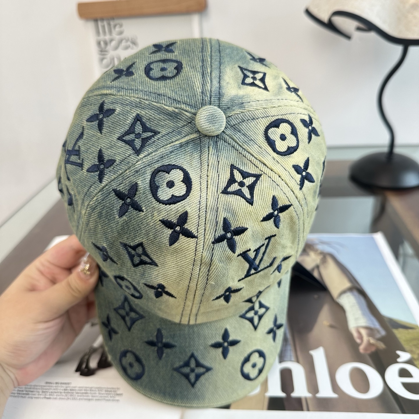 🧢路易威登棒球帽 LouisVuitton😍新款LV棒球帽，重工打造♥️高端大气，百搭款🤗男女通用！